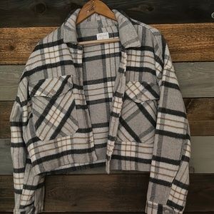 Size medium women’s flannel